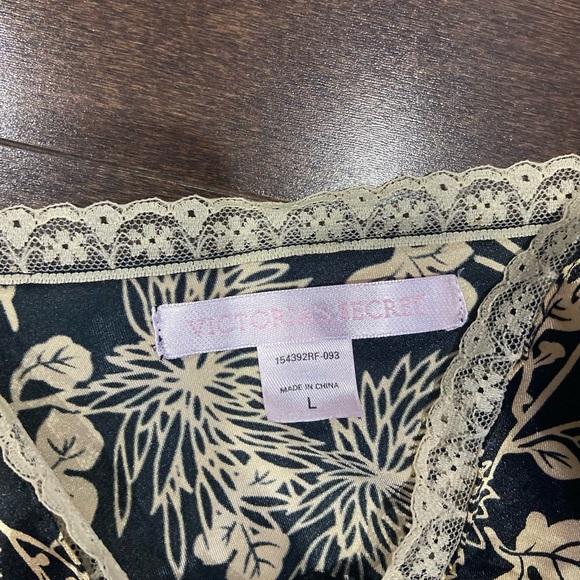 Y2K Victoria’s Secret Slip Top - Picture 5 of 5